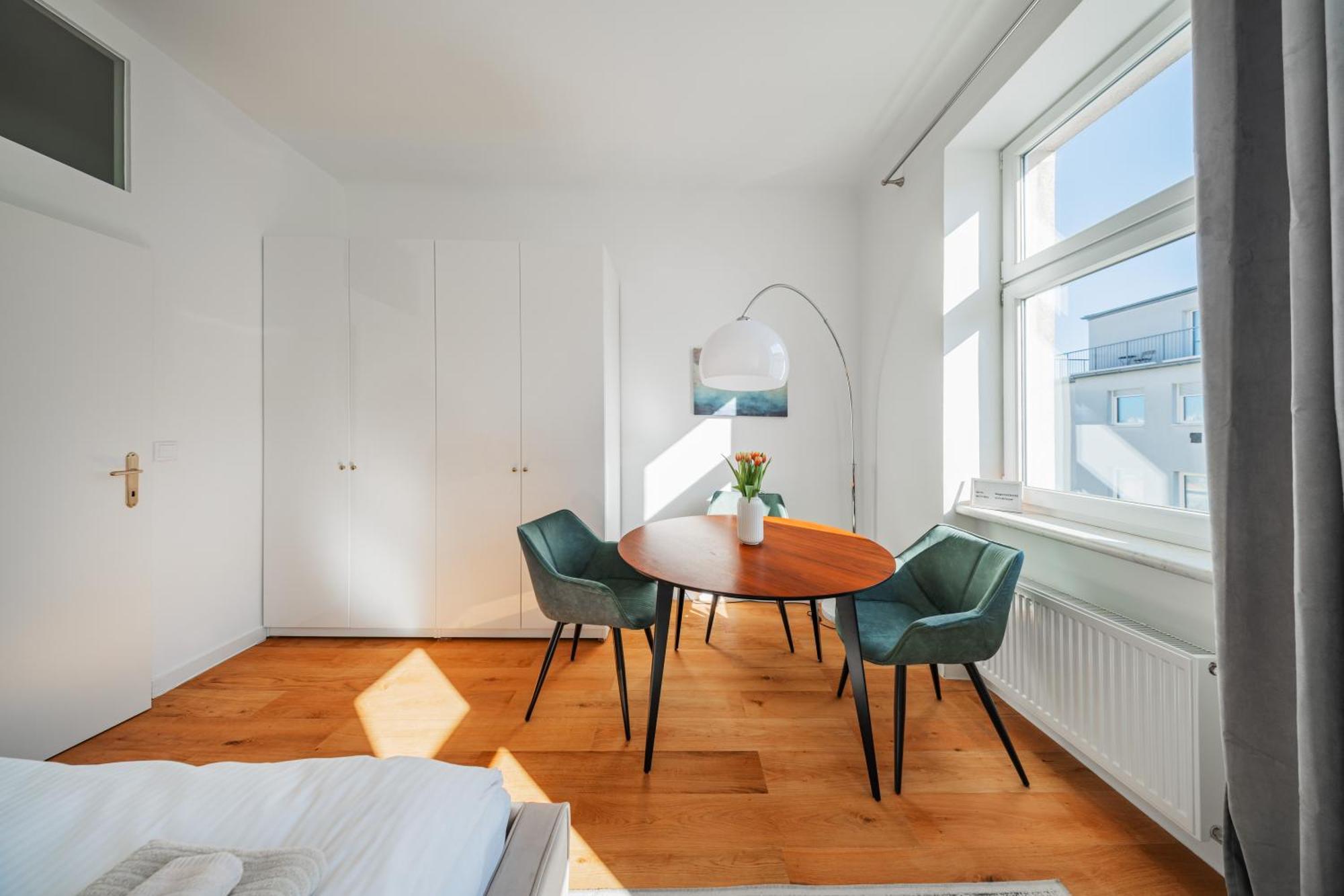 Sonnige Altbauwohnung Nahe Wien Hauptbahnhof Viena Exterior foto